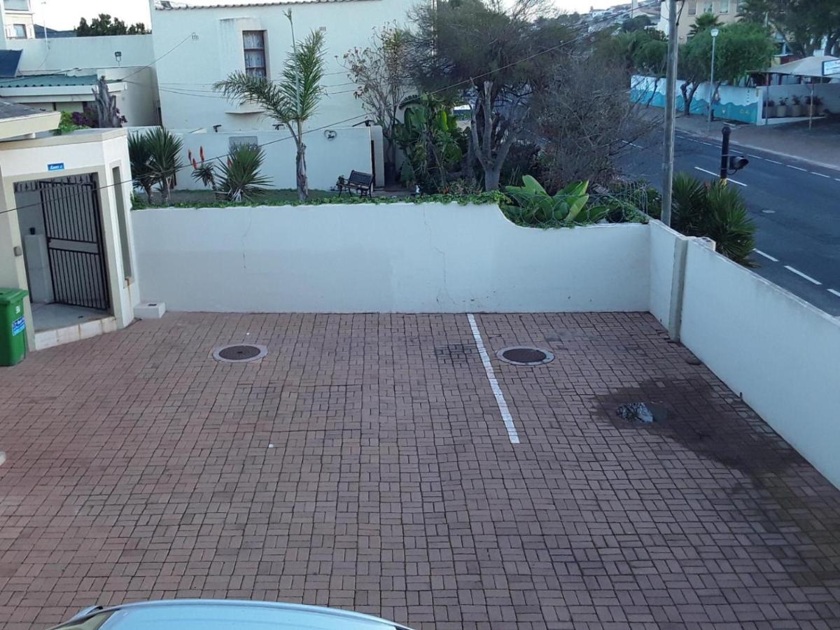 12 On Beach Guest House Saldanha Bay Dış mekan fotoğraf