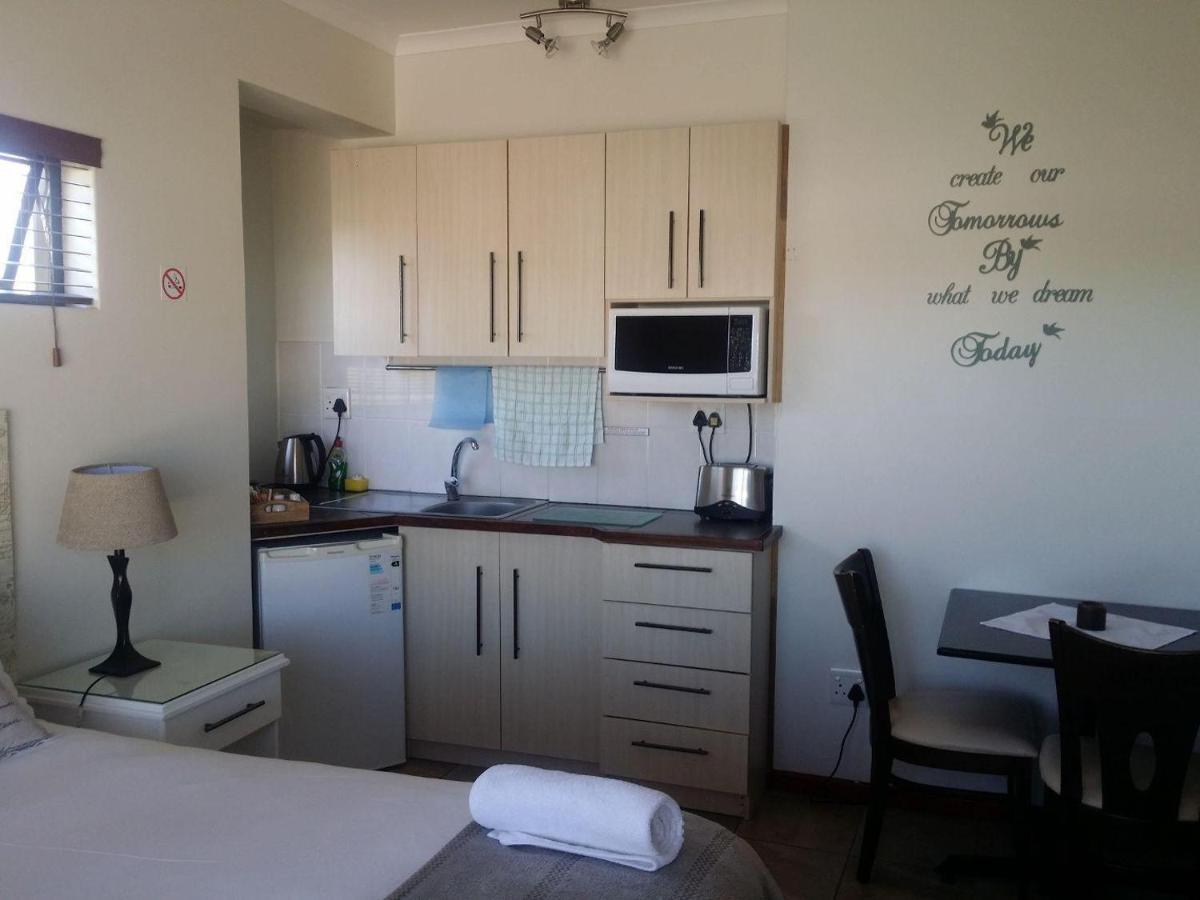12 On Beach Guest House Saldanha Bay Dış mekan fotoğraf