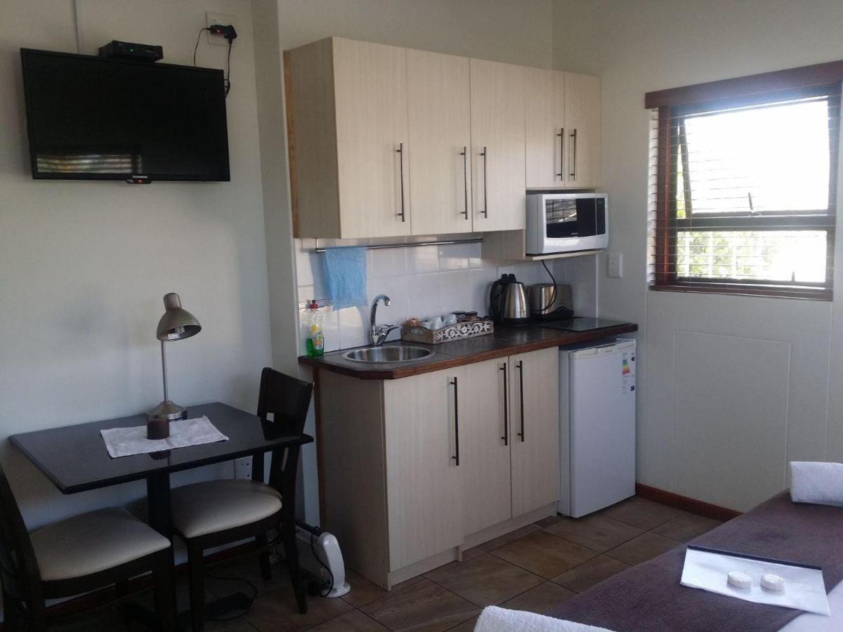 12 On Beach Guest House Saldanha Bay Dış mekan fotoğraf