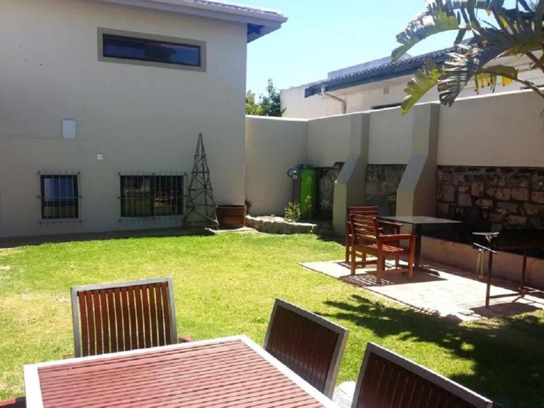 12 On Beach Guest House Saldanha Bay Dış mekan fotoğraf