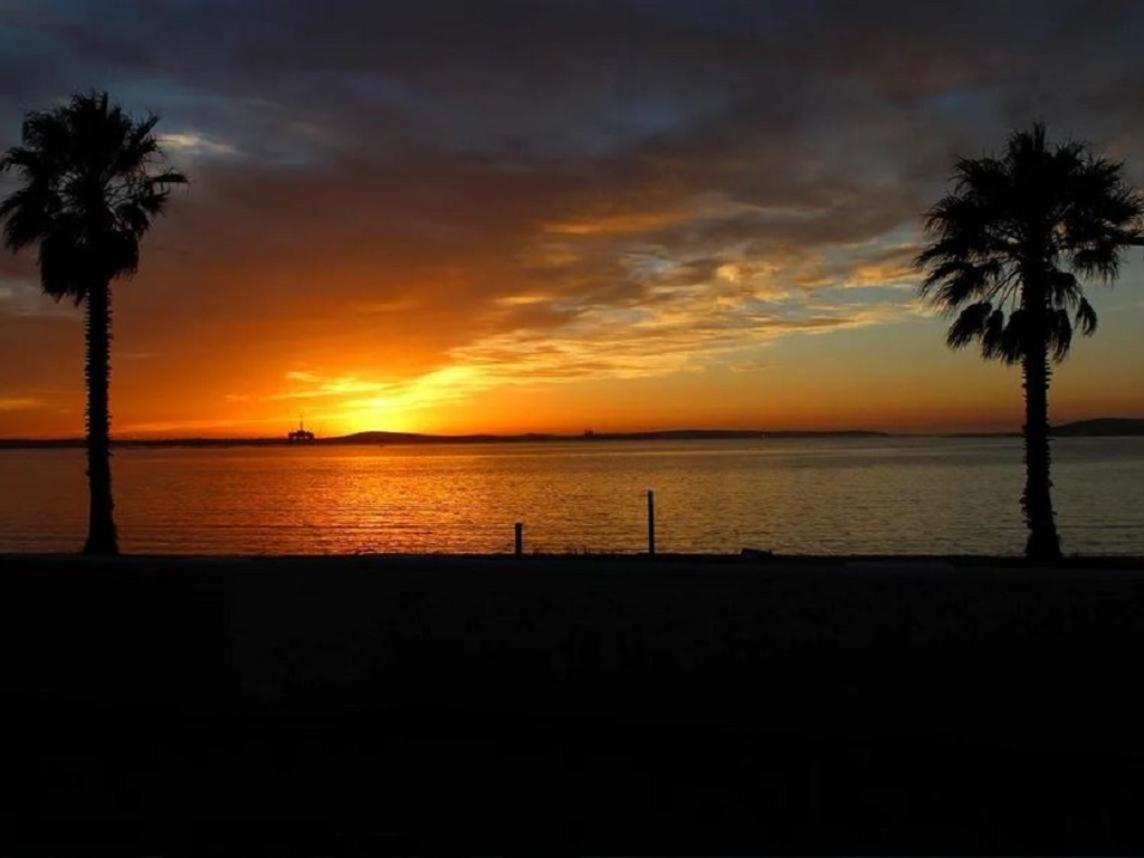 12 On Beach Guest House Saldanha Bay Dış mekan fotoğraf