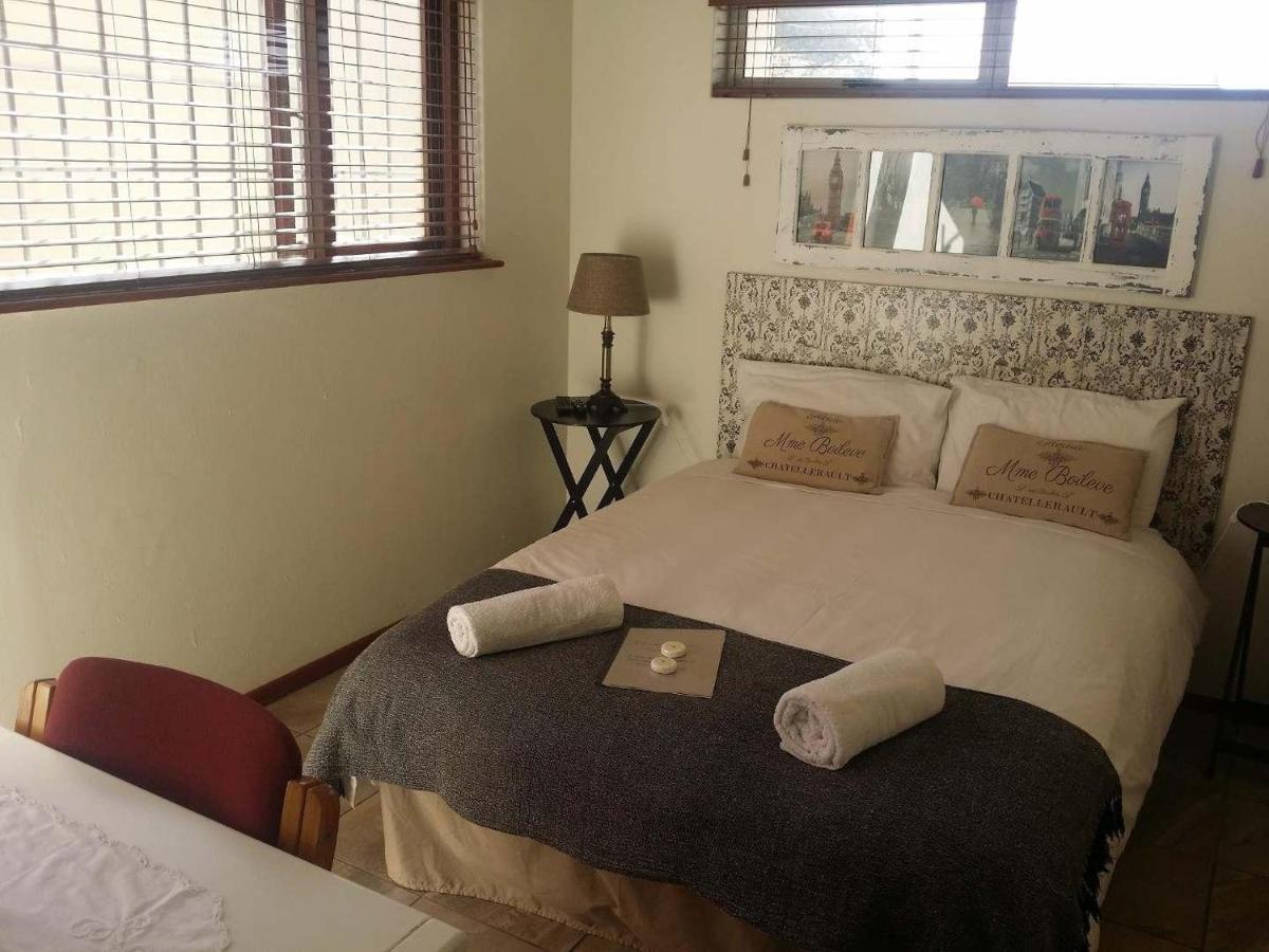 12 On Beach Guest House Saldanha Bay Dış mekan fotoğraf